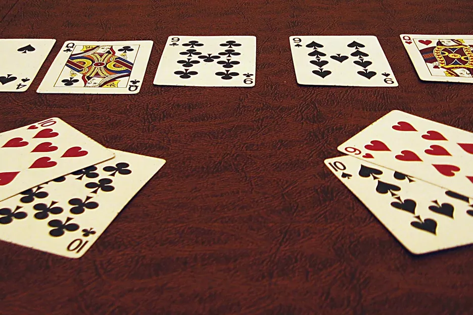 Strategi Bermain Poker
